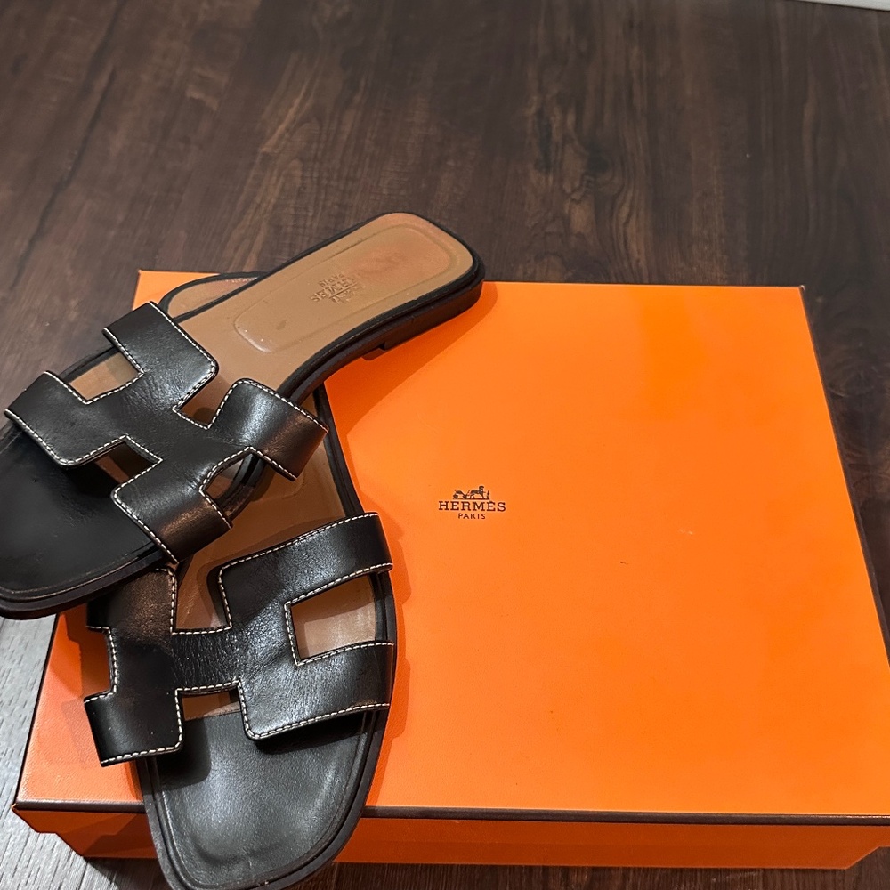 Hermes Oran Sandals